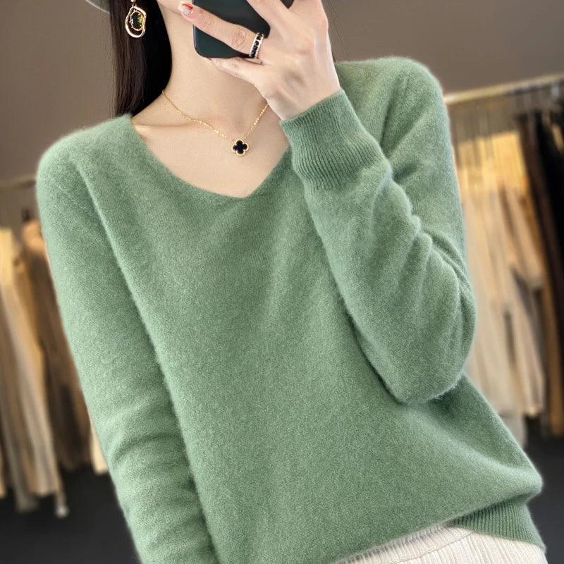 Suéter Feminino Velvet Embrace